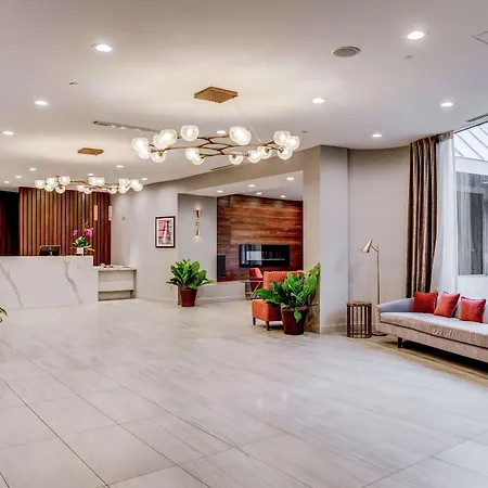 Hilton Chicago/Oak Lawn Hotel