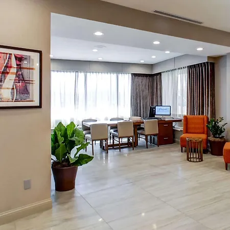 Hilton Chicago/Oak Lawn