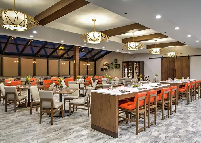 Hilton Chicago/oak Lawn Hotel 3*