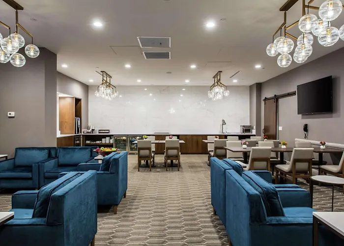 Hilton Chicago/oak Lawn 3*