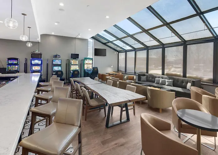 Hotel Hilton Chicago/oak Lawn 3*