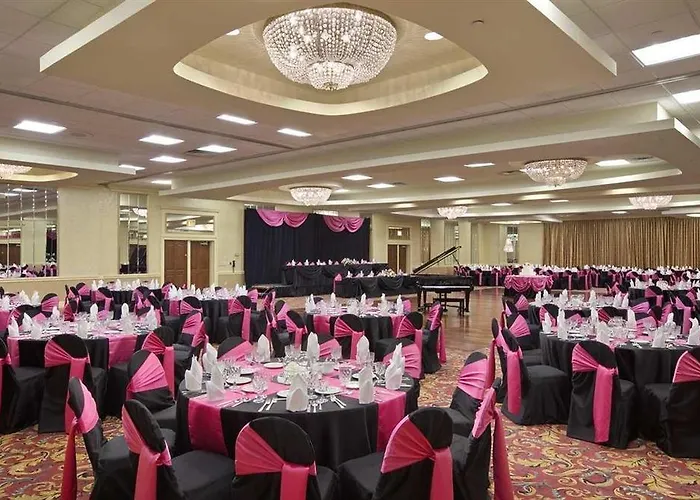 Hilton Chicago/oak Lawn Hotel 3*