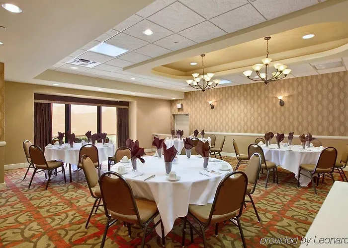 Hilton Chicago/oak Lawn Hotel